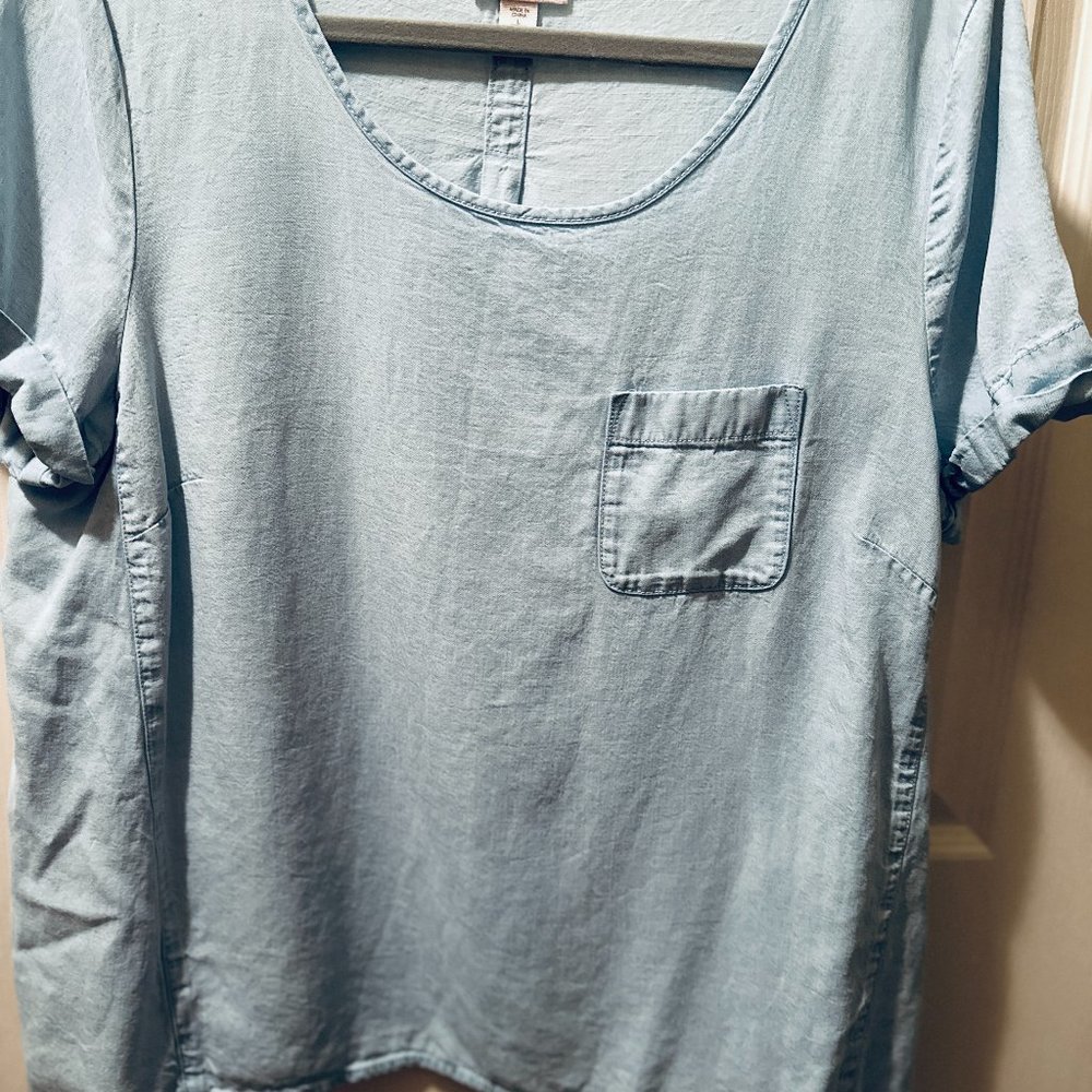 J. JILL DENIM TUNIC TOP SHORT SLEEVE ROUND NECK FRONT POCKET SIZE Large